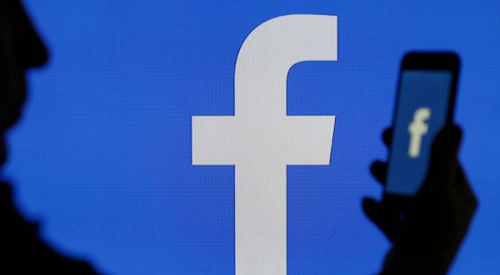 فيسبوك ينافس زووم ويطلق خاصية جديدة تسمح باجراء محادثات فيديو جماعية