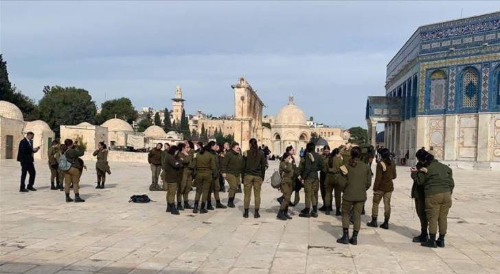 أوقاف القدس تستنكر اقتحام قوات الاحتلال للمسجد الأقصى واعتقال 5 فتيات