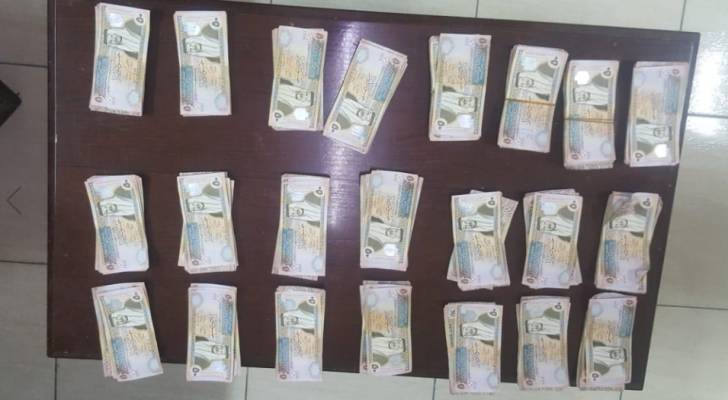 الأمن يعيد مبلغ 23 ألف دينار سرقت من داخل مركبة في عمان