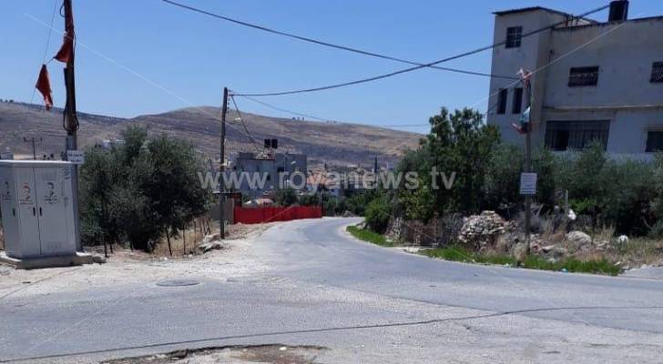 إغلاق قرية دير الحطب في نابلس بعد ظهور إصابة كورونا فيها - فيديو وصور