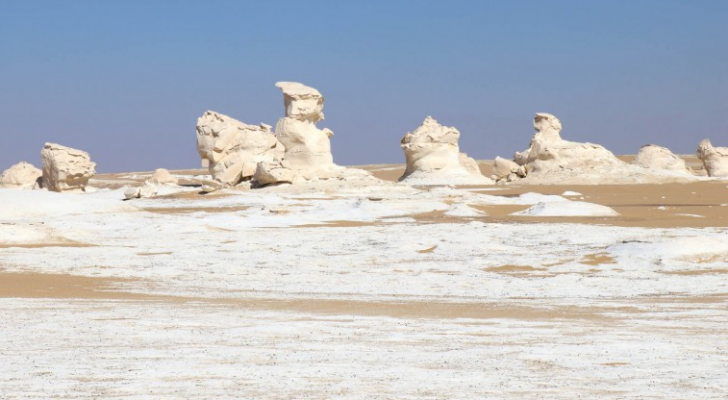 الصحراء البيضاء