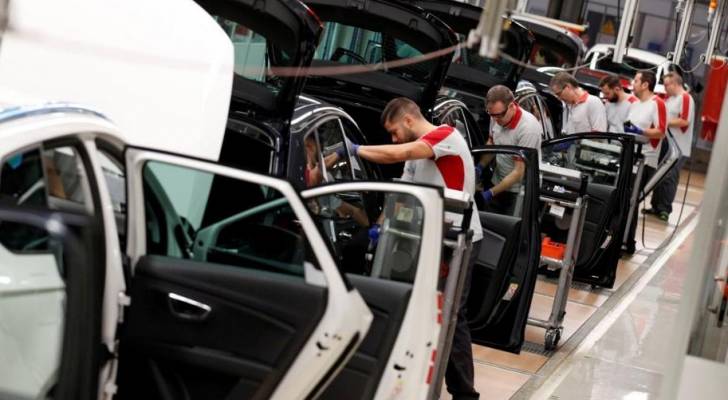 انخفاض مبيعات السيارات الأوروبية الجديدة