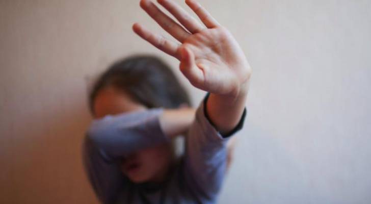 ضبط فلسطيني اغتصب فتاة قاصر وتوارى عن الأنظار لـ 6 سنوات