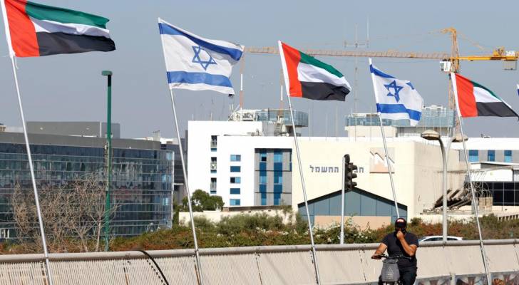 تدشين الخطوط الهاتفية بين الإمارات وتل أبيب وإزالة حظر المواقع الإخبارية العبرية