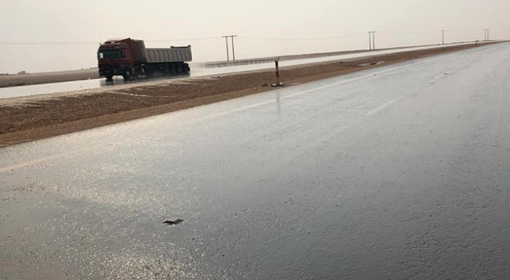 تساقط حبات البرد في منطقة العمري
