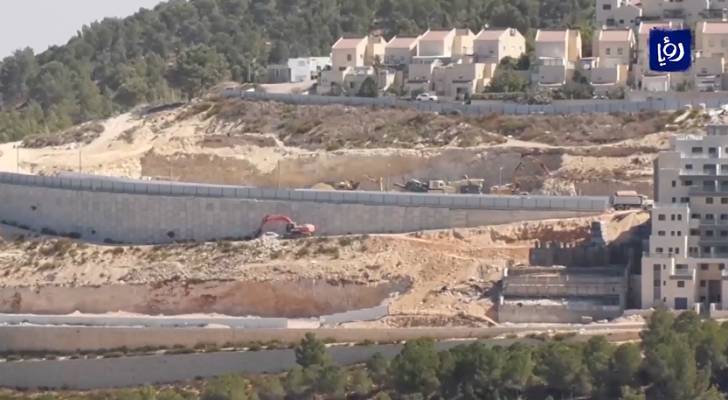 الاحتلال يخطط لبناء 5400 وحدة استيطانية جديدة في الضفة الغربية.. فيديو