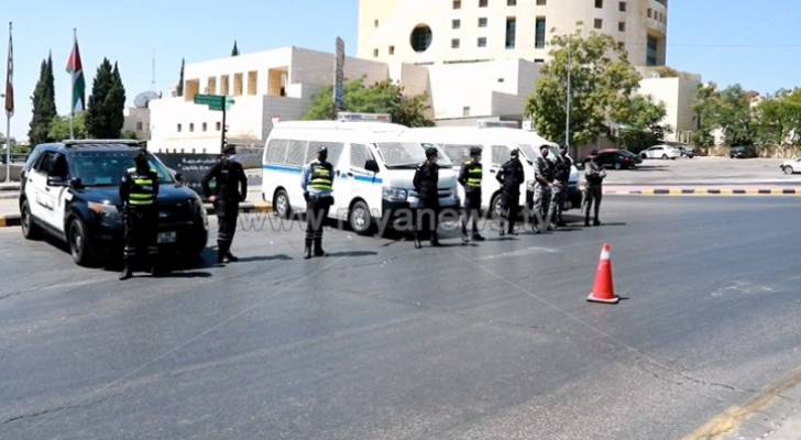 انتهاء حظر التجول الشامل في الأردن والسماح بالتنقل لمدة 60 دقيقة - فيديو