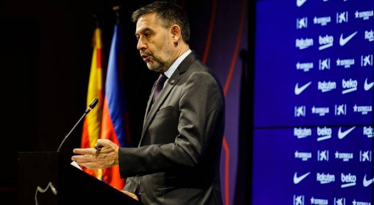 رئيس برشلونة يقدم استقالته