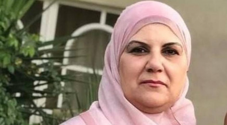 المرحومة عايدة أبو حسين