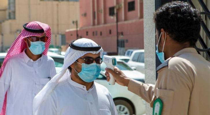 السعودية : تسجيل ١٧ وفاة و ٣٠٢ إصابة جديدة بكورونا