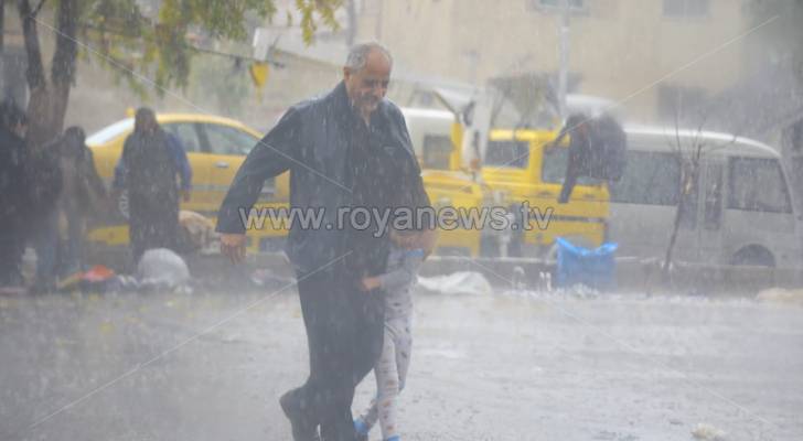 طقس العرب: نشاط في الرياح الشرقية خلال النصف الأول من الأسبوع وفرصة لبعض الأمطار نهايته