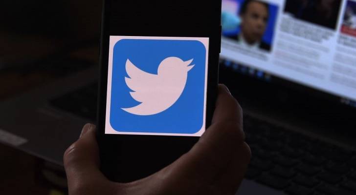 تويتر يجمد عشرات آلاف الحسابات المرتبط بحركة "كيو آنون" المؤيدة لترمب