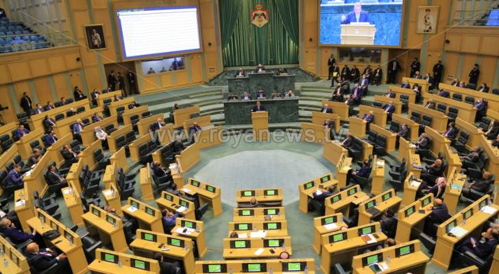 مجلس النواب ينهي نقاشات "الثقة" بحكومة الخصاونة