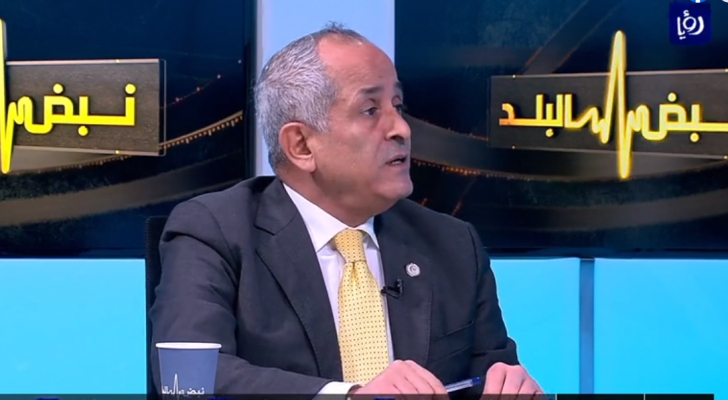 وزير الدولة لشؤون الإعلام الناطق الرسمي باسم الحكومة علي العايد