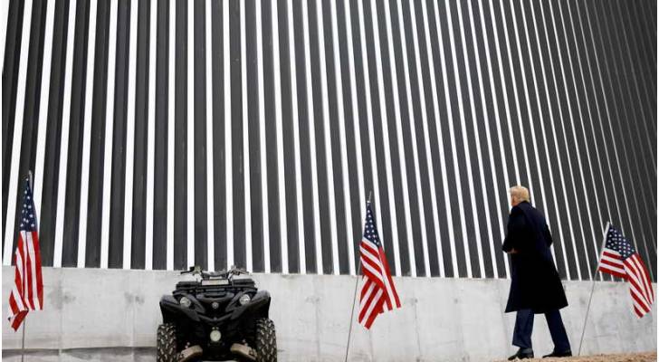 المكسيك ترحّب بتعليق بايدن بناء الجدار الحدودي