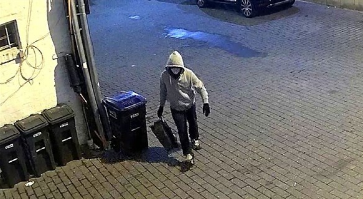 صورة لشخص زرع قنبلة خلال اقتحام الكونغرس