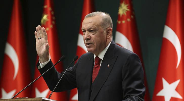 أردوغان يدعو لصياغة دستور جديد لتركيا والمعارضة تشكك في دوافعه