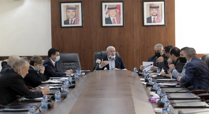 خلال الاجتماع