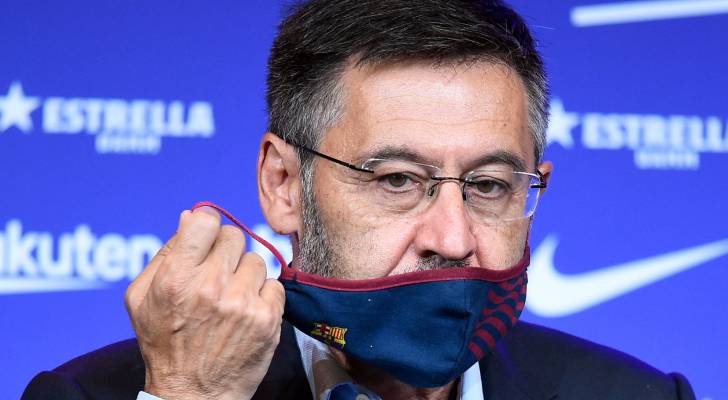 إطلاق سراح رئيس برشلونة السابق بارتوميو والتحقيق مستمر