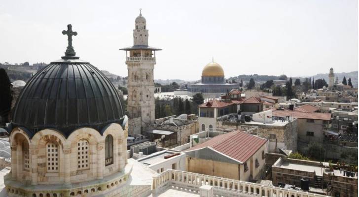 العليا للكنائس الفلسطينية تدين الاعتداءات على الكنيسة الرومانية بالقدس