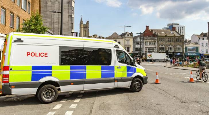 بريطانيا.. شرطة ويلز تتعامل مع حادث أمني خطير أوقع ضحايا