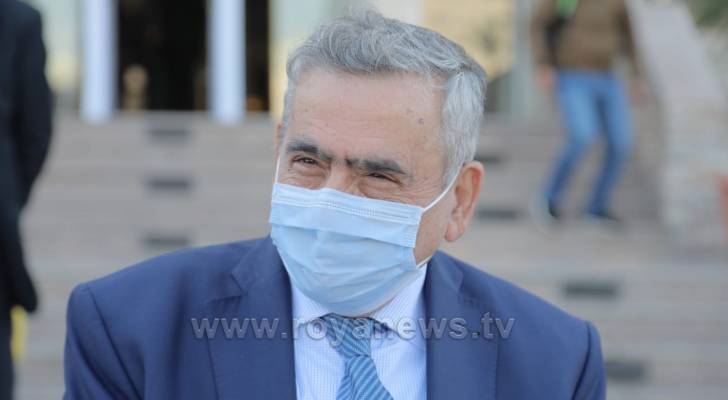 نائب عام عمان يستمع لإفادة وزير الصحة المقال نذير عبيدات بقضية مستشفى السلط الجديد