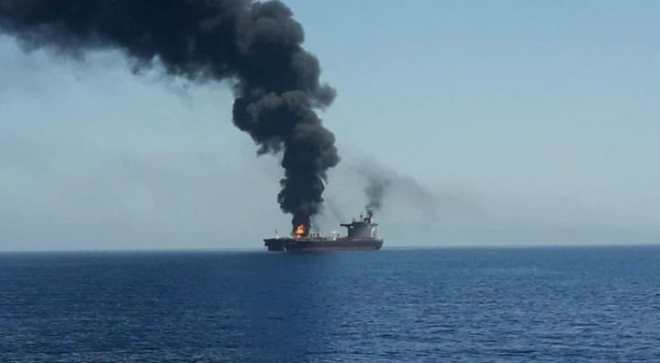 إصابة سفينة تابعة للاحتلال الإسرائيلي بصاروخ إيراني في بحر العرب