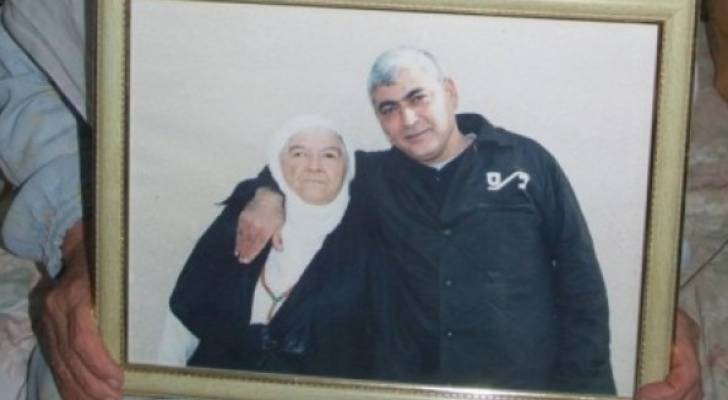 الفلسطيني رشدي أبو مخ على موعد مع الحرية بعد ٣٥ عاما من الأسر