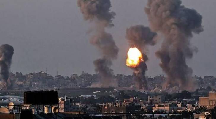 طائرات الاحتلال الإسرائيلي تشن غارات جديدة على مناطق متفرقة في غزة