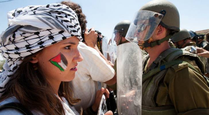 جيش الإحتلال الإسرائيلي يقتحم "تيك توك" بعد سيطرة الفلسطينيين على "قلوب وعقول" مستخدميه