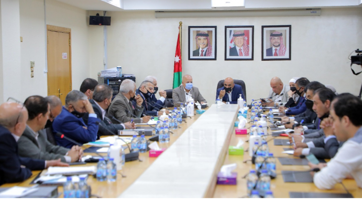 اجتماع لجنة الحريات وحقوق الإنسان النيابية مع الأمناء العامين لوزارات العمل والتنمية والتربية