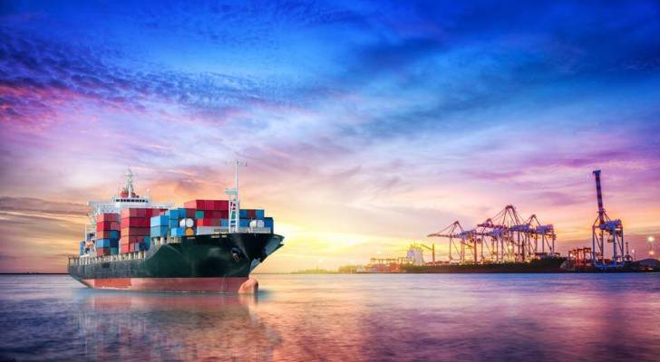 تجارة عمان: ارتفاع غير مسبوق على أجور الشحن البحري العالمية