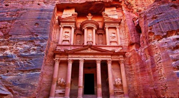 السياحة تؤكد جاهزية الأردن لاستقبال السياح من الخارج