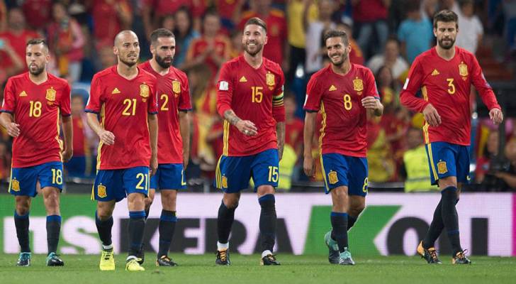 إسبانيا توسع "فقاعتها" الموازية بضم ١١ لاعبا إضافيا كإجراء احتياطي