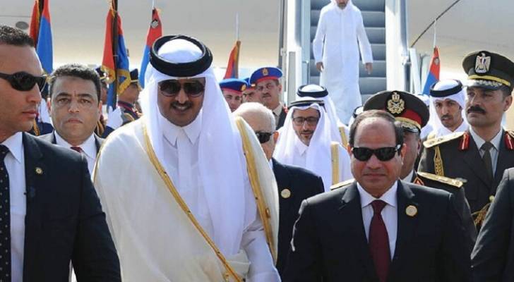 السيسي يدعو أمير قطر إلى زيارة مصر "في أقرب فرصة"