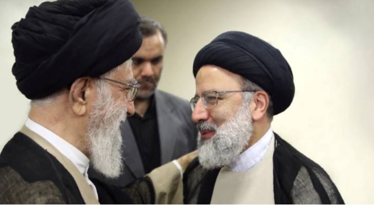 ابراهيم رئيسي يفوز بالانتخابات الرئاسية في إيران بنيله ٦٢% من الأصوات