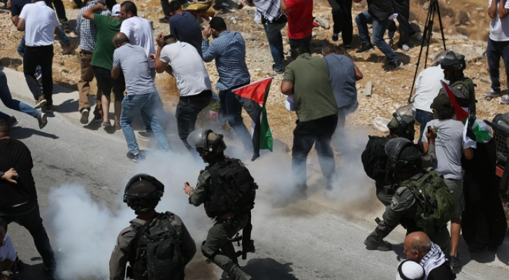 مواجهات بين الاحتلال الاسرائيلي والفلسطينيين
