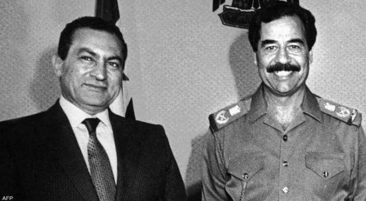 قبل ٣٠ عاما.. ماذا حدث في آخر زيارة لرئيس مصري إلى العراق في عهدي "مبارك و صدام حسين"؟