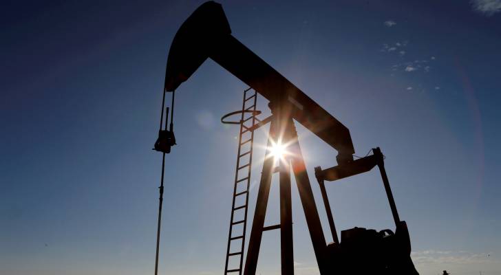 ارتفاع أسعار النفط بعد انخفاض كبير في المخزونات الأمريكية