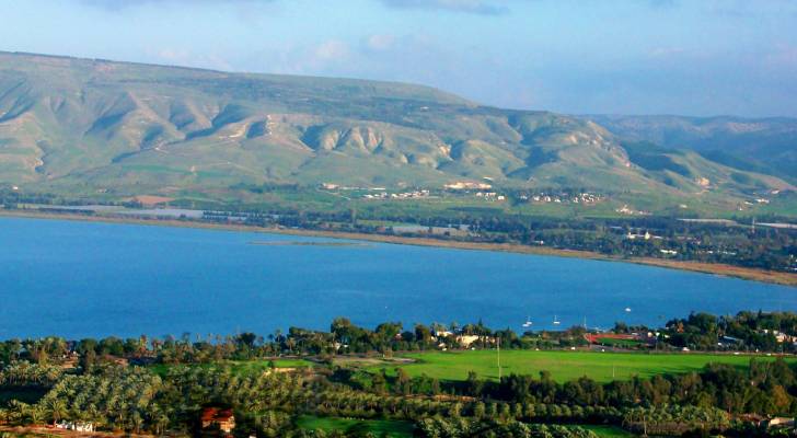 بينيت يصدّق على بيع الأردن ٥٠ مليون متر مكعب مياه من بحيرة طبرية