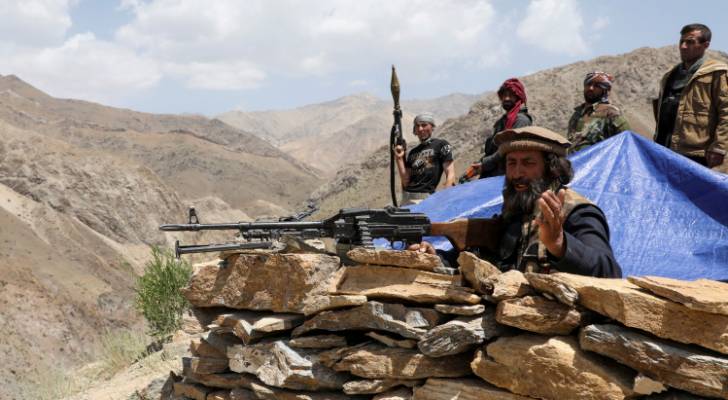 طالبان تشن أول هجوم على عاصمة ولاية في شمال غرب أفغانستان