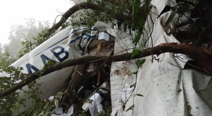 مقتل ثلاثة مدنيين بسقوط طائرة تدريب صغيرة شمال بيروت