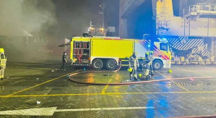 بيان من حكومة دبي بشأن حادثة الحريق الكبير في ميناء جبل علي