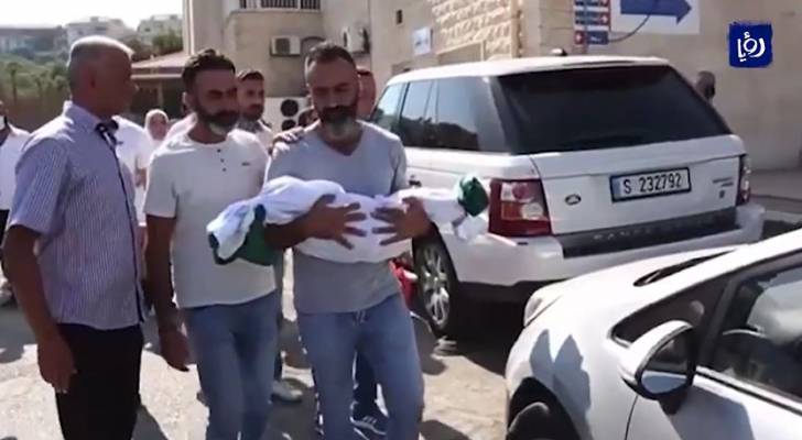 أزمة الدواء و الكهرباء تقتل الأطفال و المسنين في لبنان - فيديو