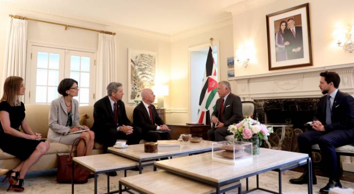 الملك يبحث مع وزير الأمن الأمريكي تسريع إجراءات دخول الأردنيين إلى مطارات أمريكا