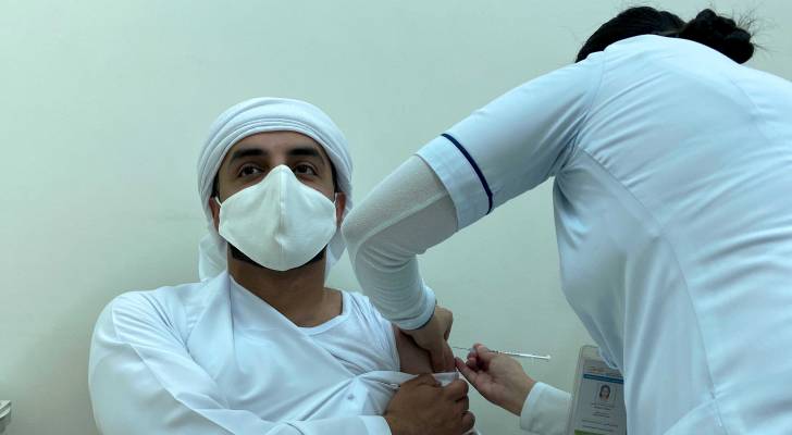 الإمارات تتصدر دول العالم الأكثر تطعيماً من كورونا