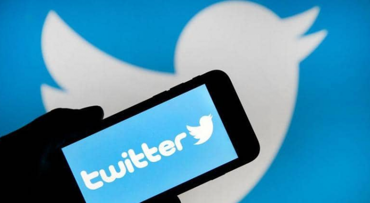 شعار موقع التدوينات القسيرة على الإنترنت "تويتر"
