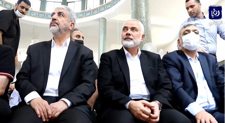 اسماعيل هنية و خالد مشعل في جنازة ابراهيم غوشة