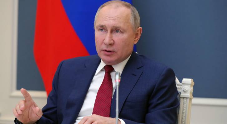 روسيا: بوتين يدخل العزل لإصابة محيطين به بفيروس كورونا