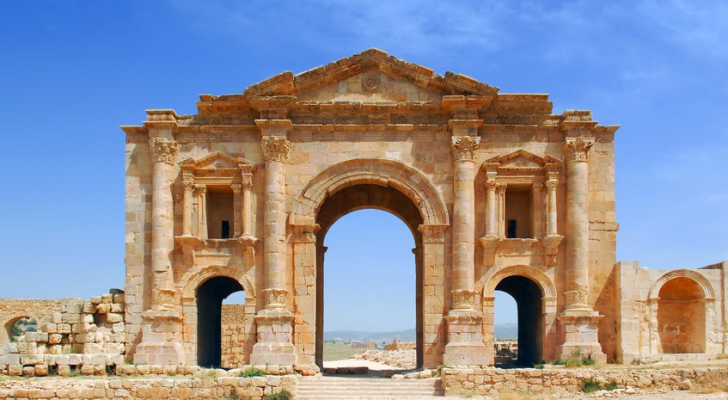 حالة الطقس ودرجات الحرارة المتوقعة في الأردن الجمعة